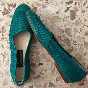 Tealish Green Papagallo Size 8 Narrow Flat Slip-on